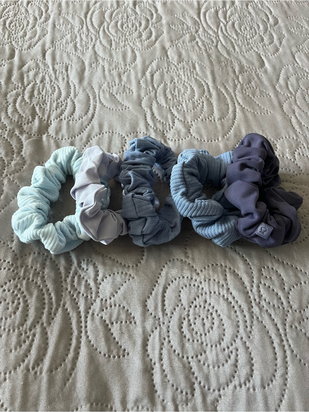 lululemon athletica Set of 5 Blue Hair Scrunchies